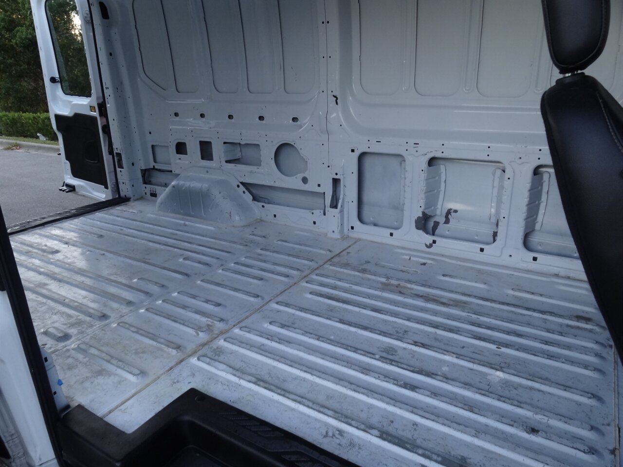 2021 Ford Transit 250 - Photo 44 - Deland, FL 32720