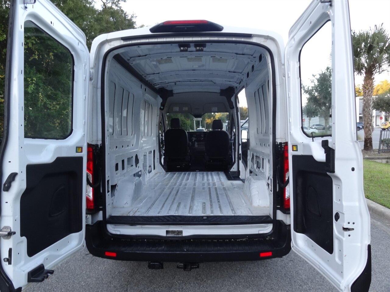 2021 Ford Transit 250 - Photo 36 - Deland, FL 32720