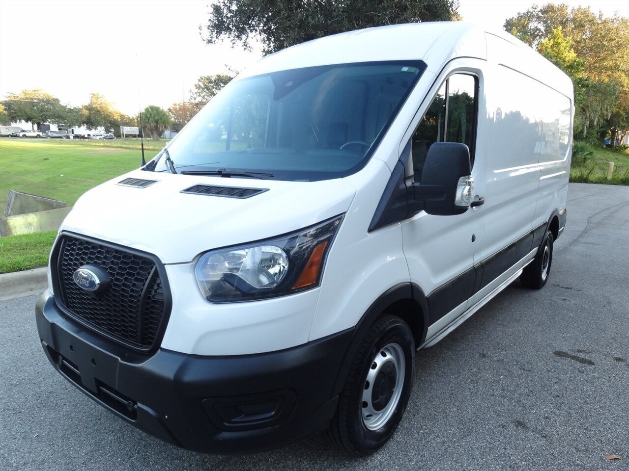 2021 Ford Transit 250 - Photo 2 - Deland, FL 32720