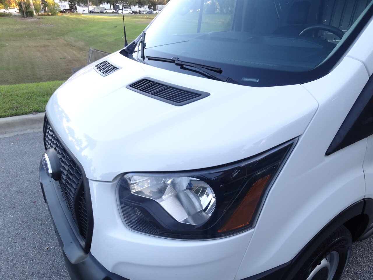 2021 Ford Transit 250 - Photo 17 - Deland, FL 32720