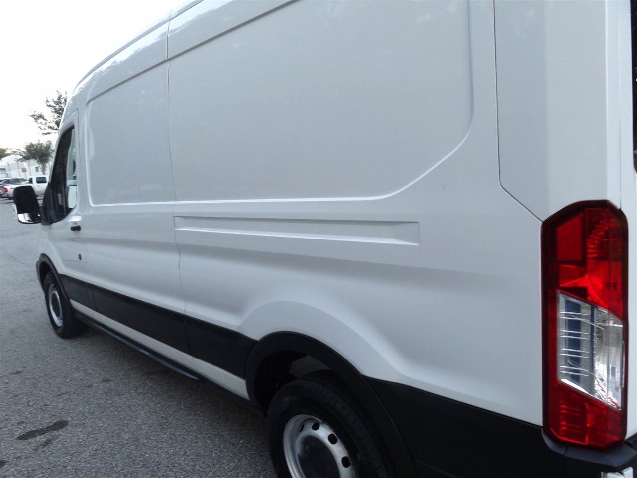 2021 Ford Transit 250 - Photo 12 - Deland, FL 32720