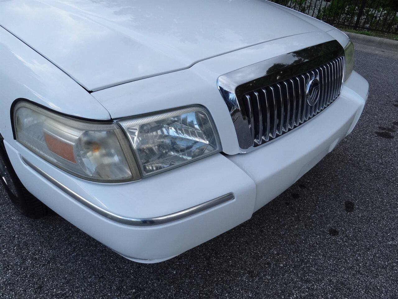 2007 Mercury Grand Marquis GS Premium - Photo 7 - Deland, FL 32720