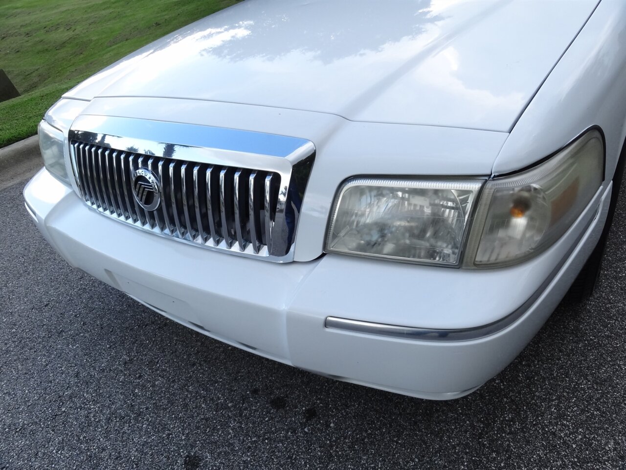 2007 Mercury Grand Marquis GS Premium - Photo 6 - Deland, FL 32720