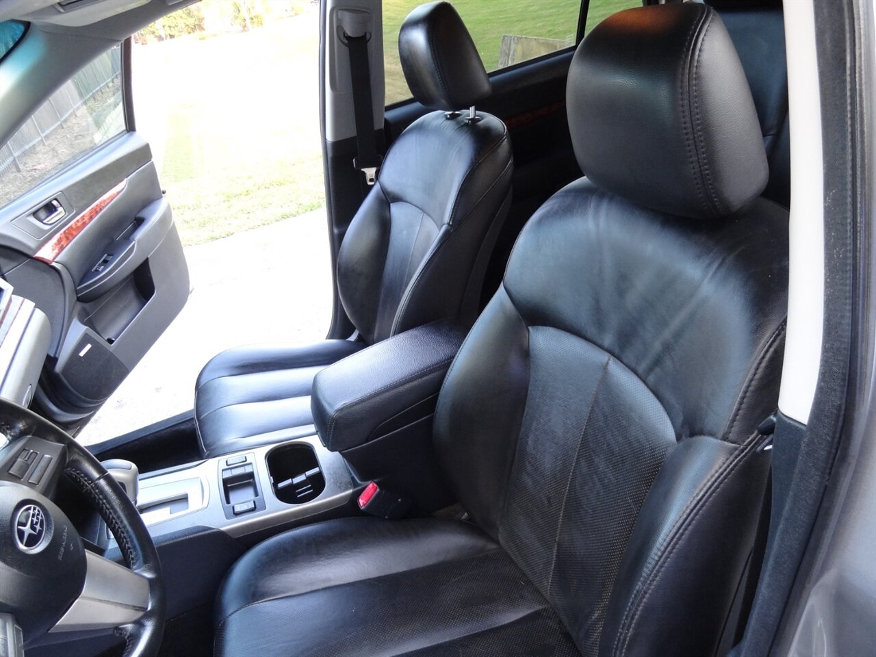 2011 Subaru Outback 2.5i Limited - Photo 32 - Deland, FL 32720