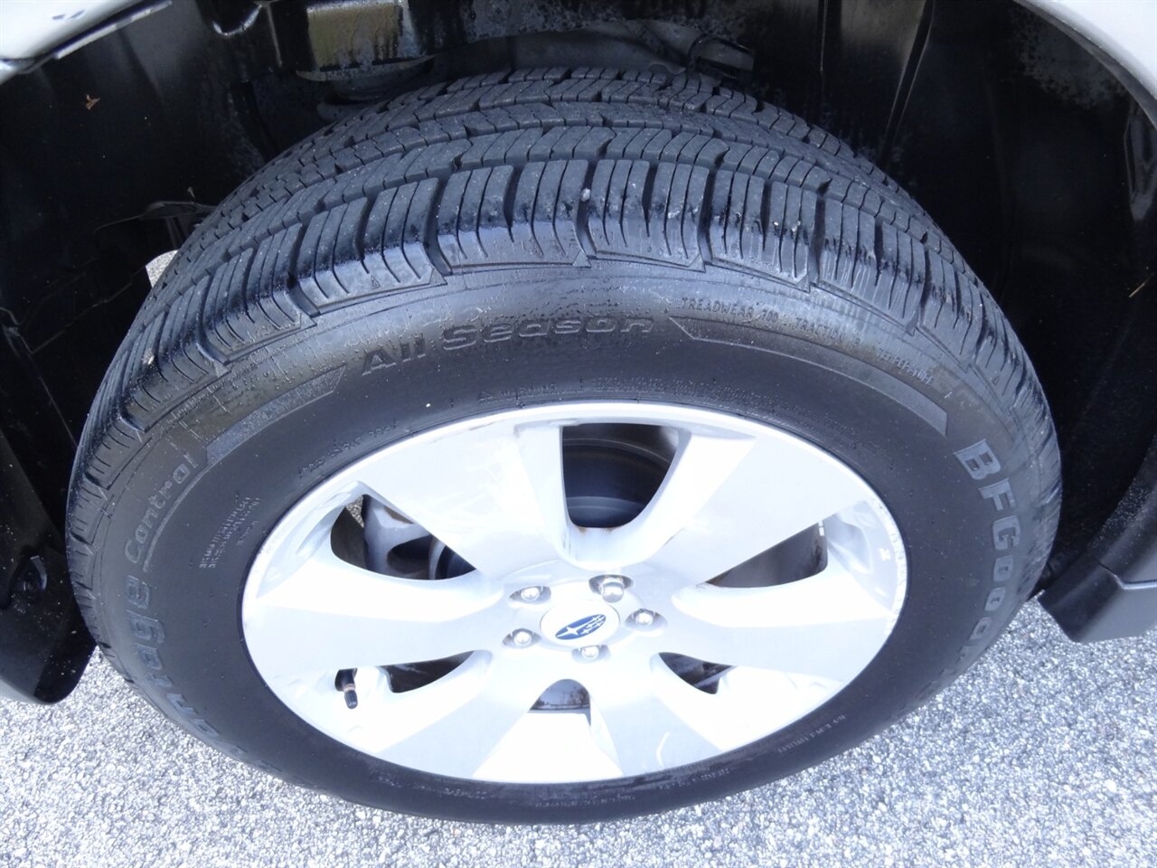 2011 Subaru Outback 2.5i Limited - Photo 23 - Deland, FL 32720