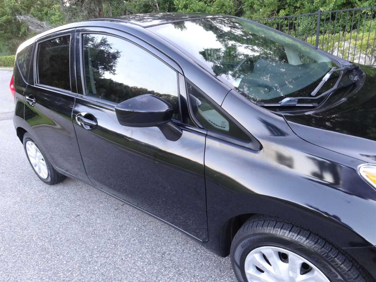 2016 Nissan Versa Note S   - Photo 8 - Deland, FL 32720