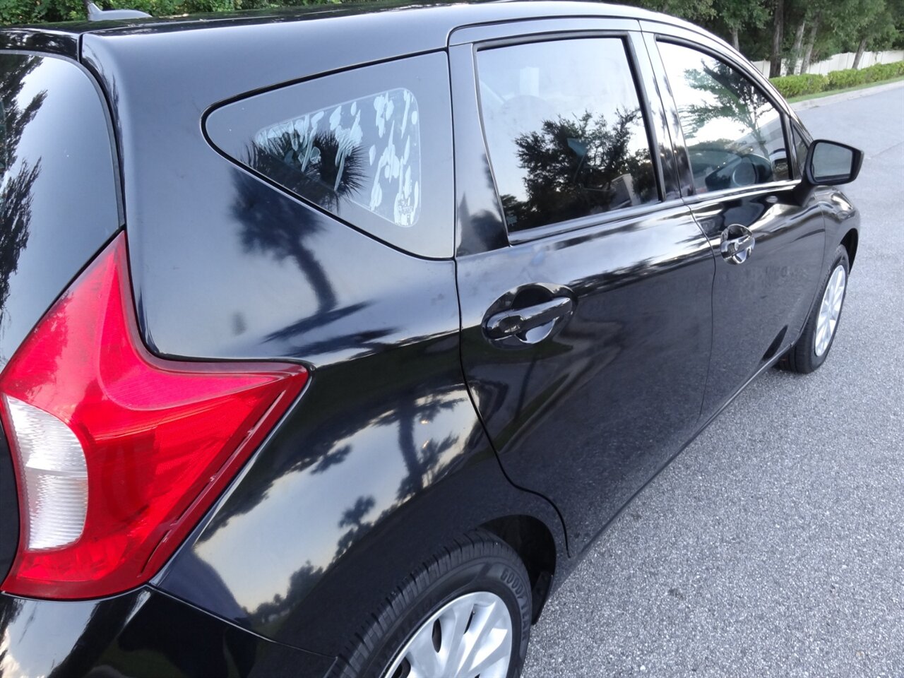 2016 Nissan Versa Note S   - Photo 13 - Deland, FL 32720