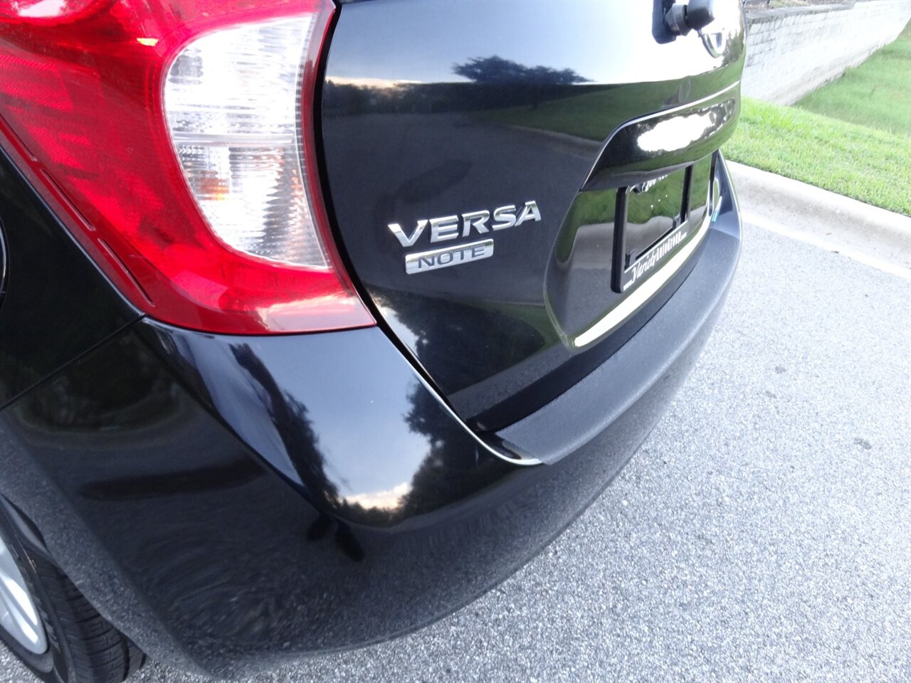 2016 Nissan Versa Note S   - Photo 21 - Deland, FL 32720