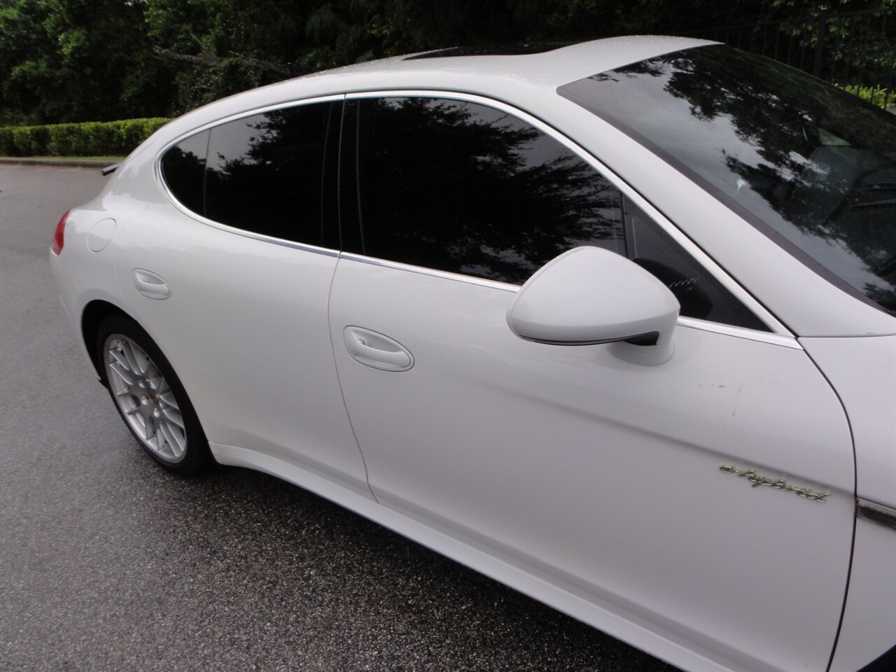 2014 Porsche Panamera S E-Hybrid - Photo 10 - Deland, FL 32720