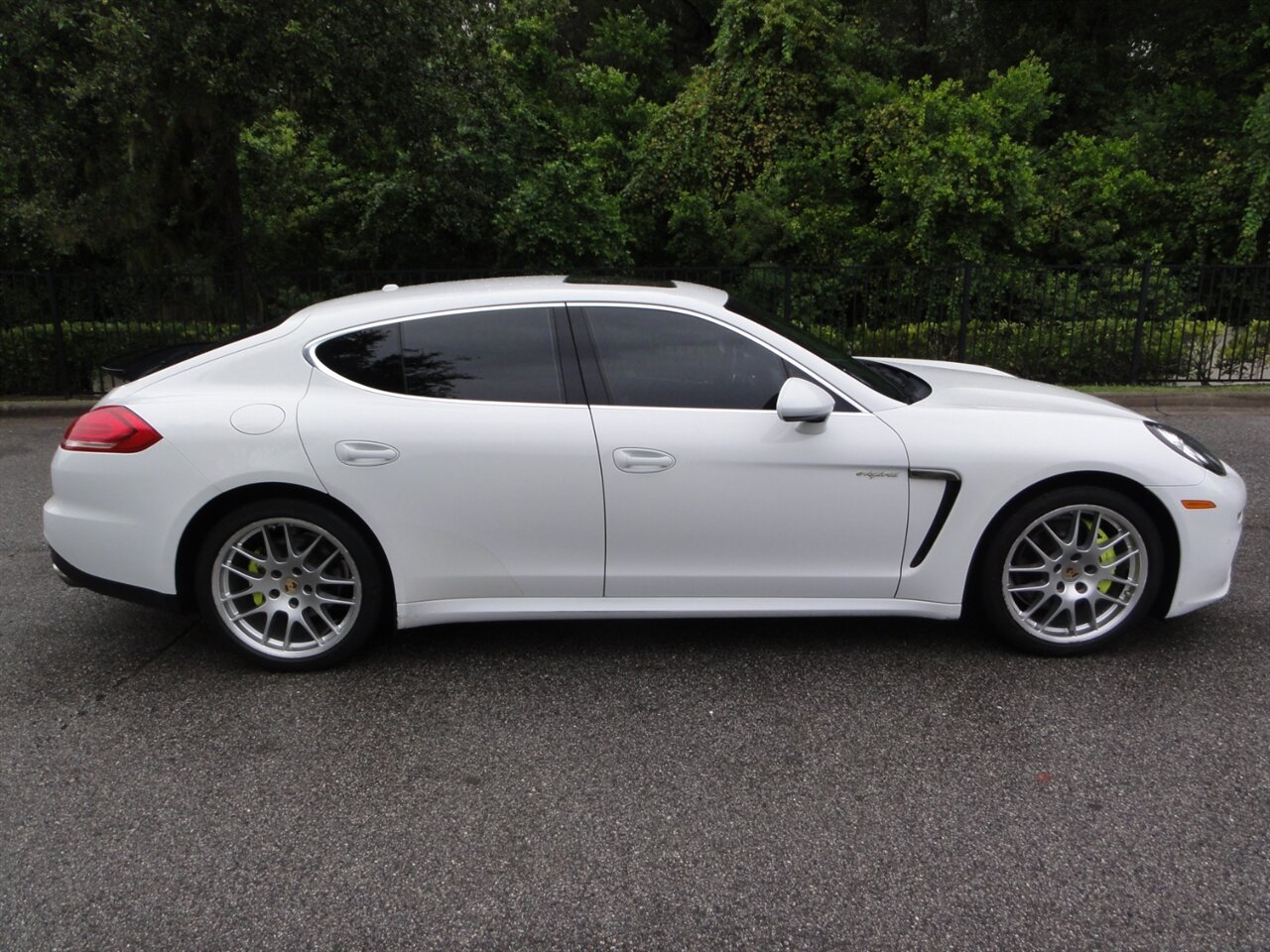 2014 Porsche Panamera S E-Hybrid - Photo 15 - Deland, FL 32720