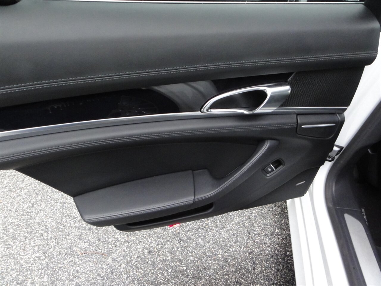 2014 Porsche Panamera S E-Hybrid - Photo 35 - Deland, FL 32720