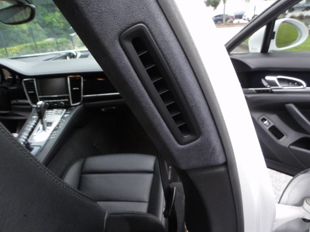 2014 Porsche Panamera S E-Hybrid - Photo 41 - Deland, FL 32720