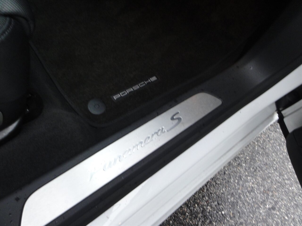 2014 Porsche Panamera S E-Hybrid - Photo 45 - Deland, FL 32720