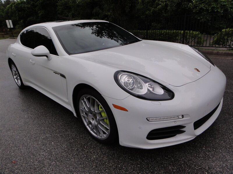 2014 Porsche Panamera S E-Hybrid  