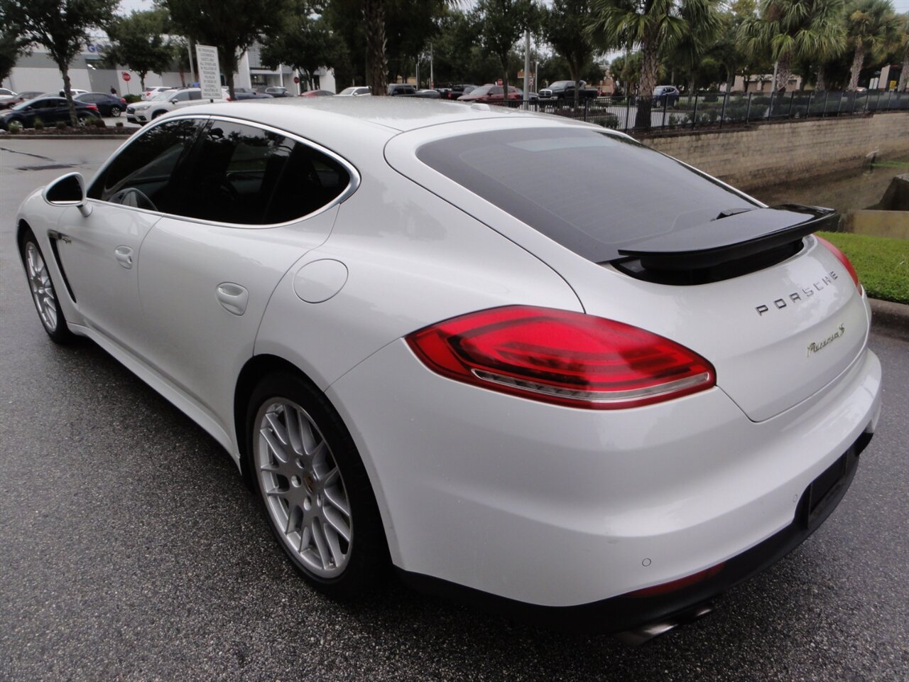 2014 Porsche Panamera S E-Hybrid - Photo 4 - Deland, FL 32720