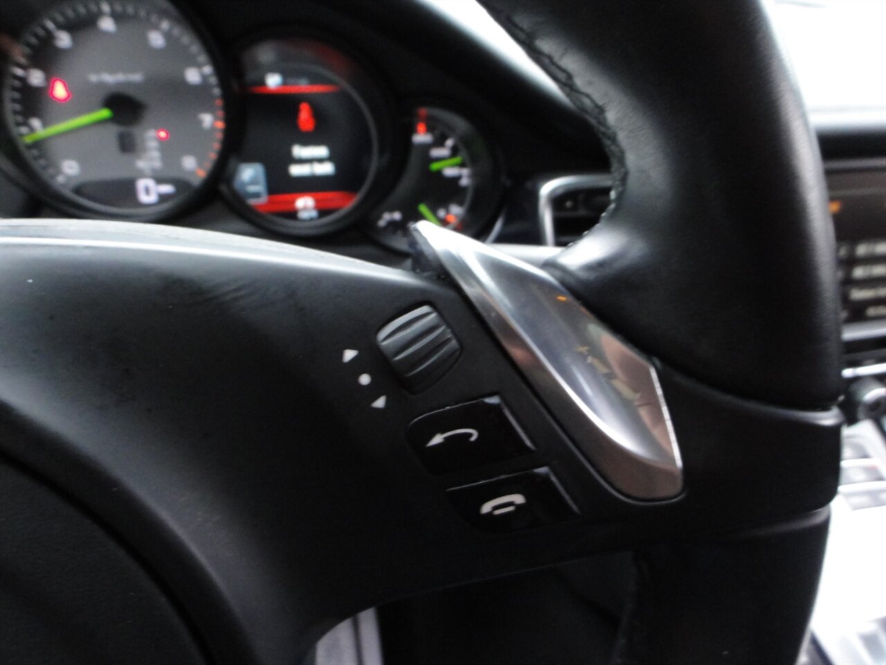 2014 Porsche Panamera S E-Hybrid - Photo 54 - Deland, FL 32720