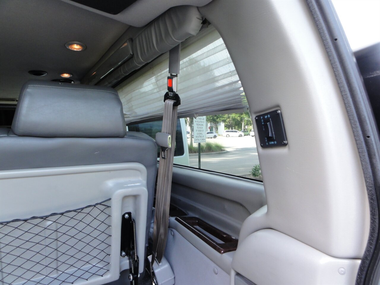 2011 Chevrolet Express 2500  Explorer premium conversion - Photo 38 - Deland, FL 32720
