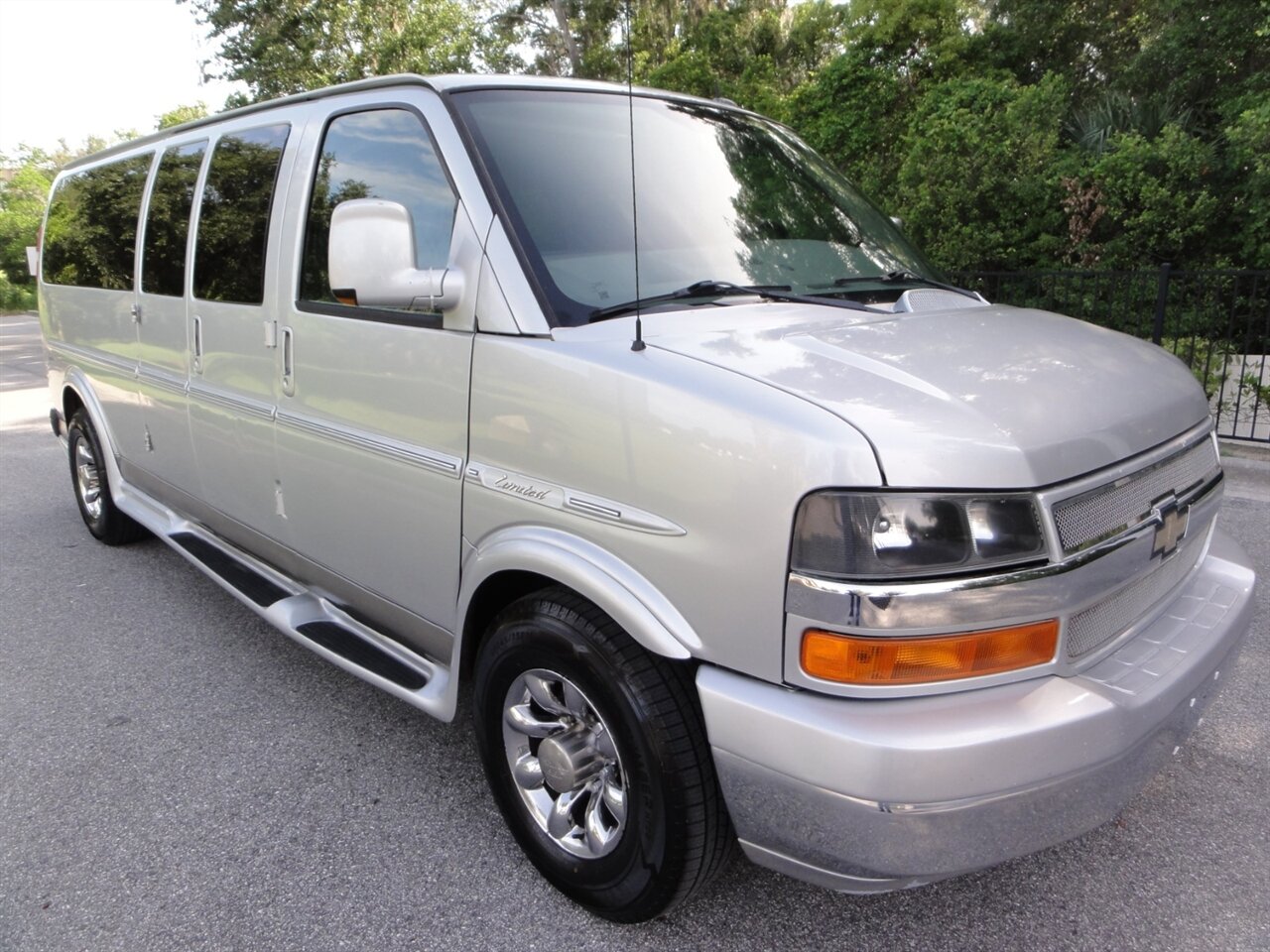 2011 Chevrolet Express 2500  Explorer premium conversion - Photo 1 - Deland, FL 32720