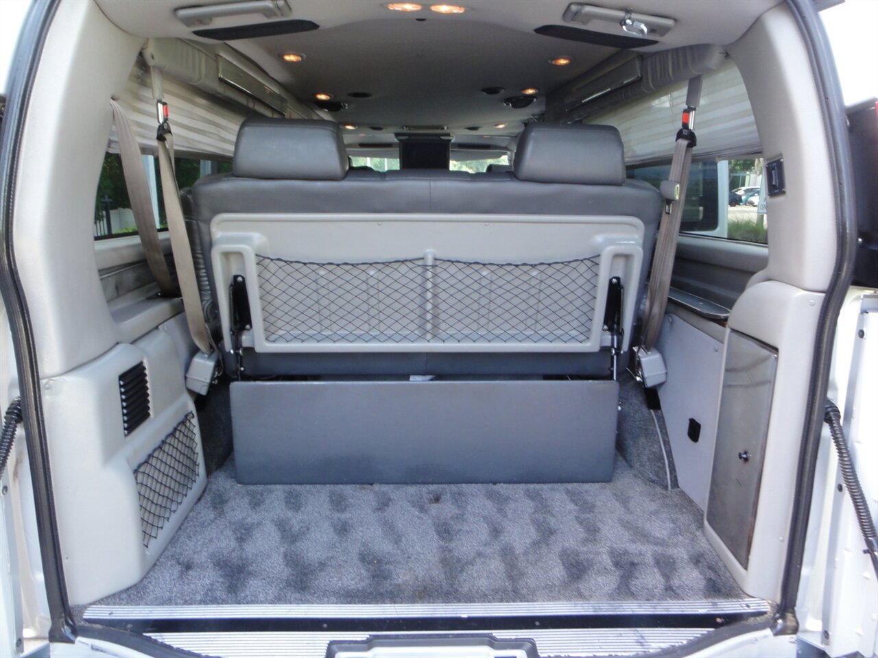 2011 Chevrolet Express 2500  Explorer premium conversion - Photo 36 - Deland, FL 32720
