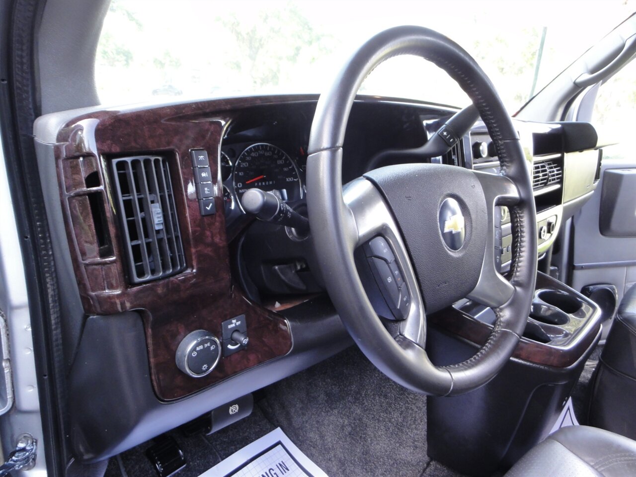 2011 Chevrolet Express 2500  Explorer premium conversion - Photo 30 - Deland, FL 32720