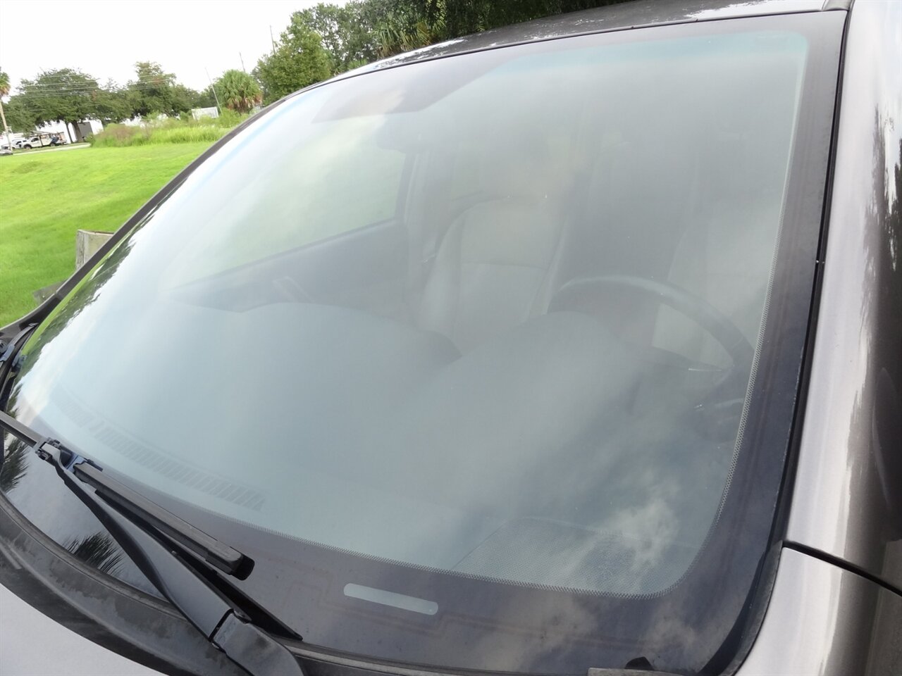 2011 Toyota Highlander Hybrid Limited  Premium - Photo 18 - Deland, FL 32720