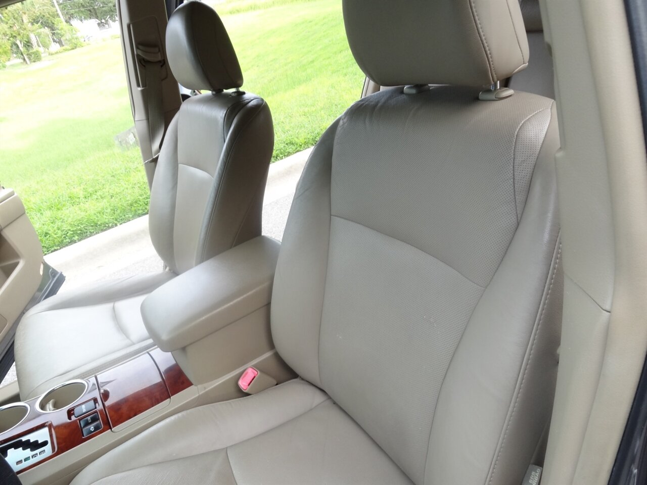 2011 Toyota Highlander Hybrid Limited  Premium - Photo 34 - Deland, FL 32720