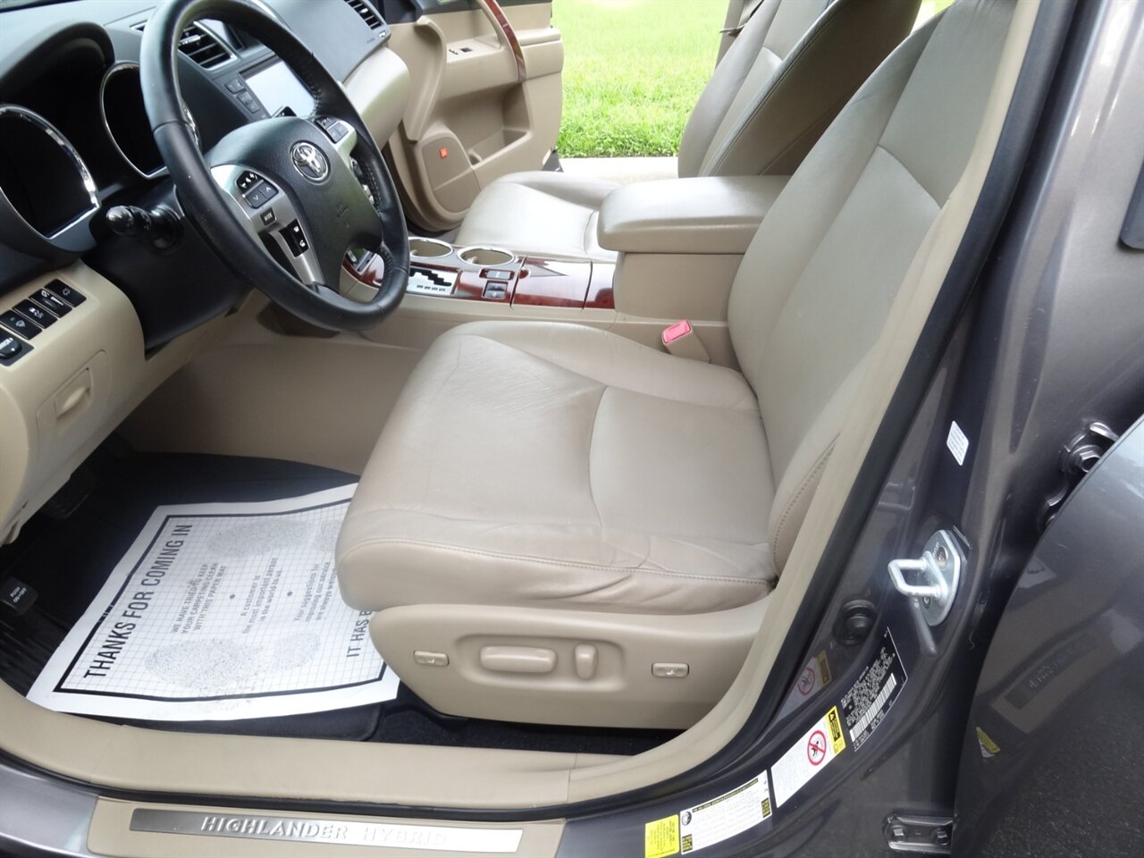 2011 Toyota Highlander Hybrid Limited  Premium - Photo 32 - Deland, FL 32720
