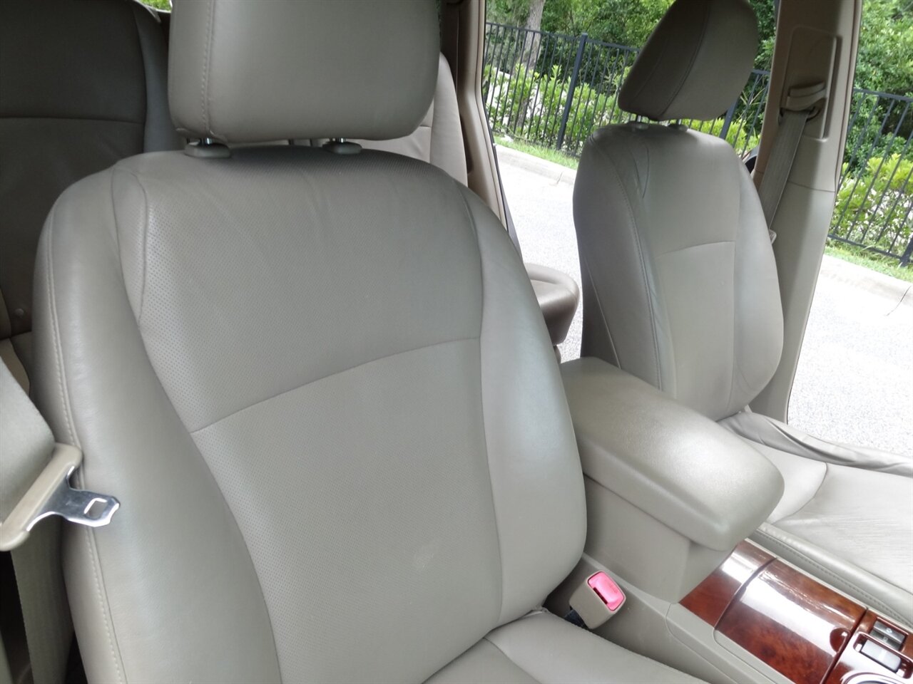2011 Toyota Highlander Hybrid Limited  Premium - Photo 44 - Deland, FL 32720