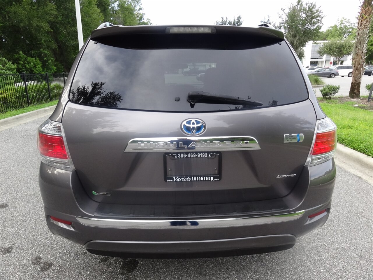 2011 Toyota Highlander Hybrid Limited  Premium - Photo 14 - Deland, FL 32720