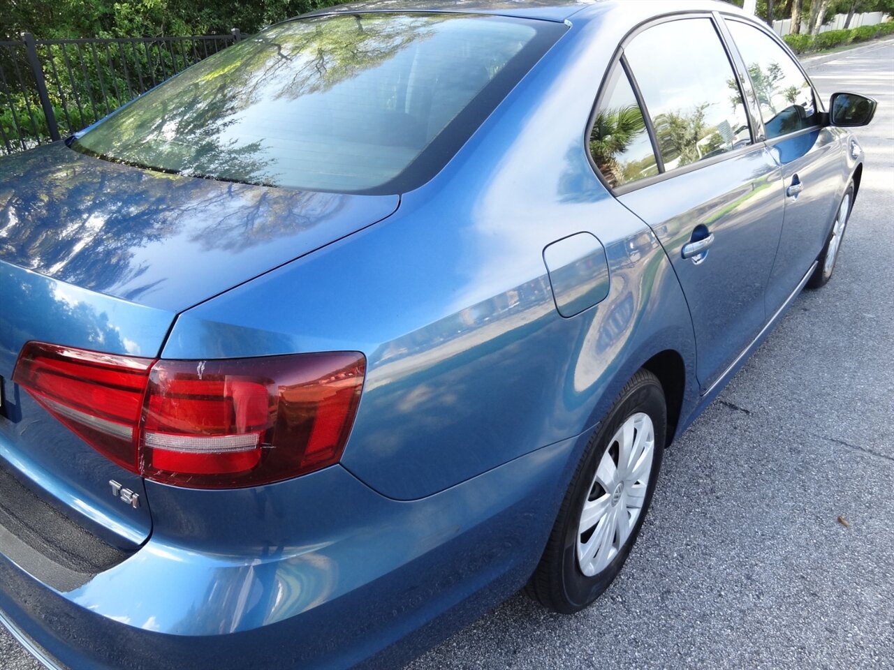 2016 Volkswagen Jetta 1.4T S   - Photo 13 - Deland, FL 32720