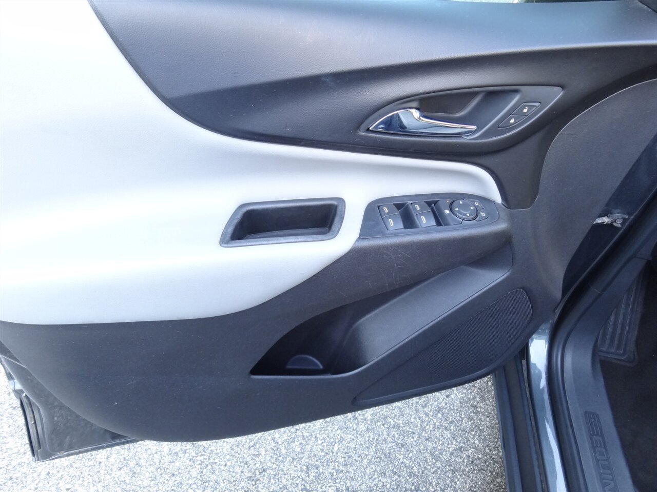 2019 Chevrolet Equinox LS - Photo 29 - Deland, FL 32720
