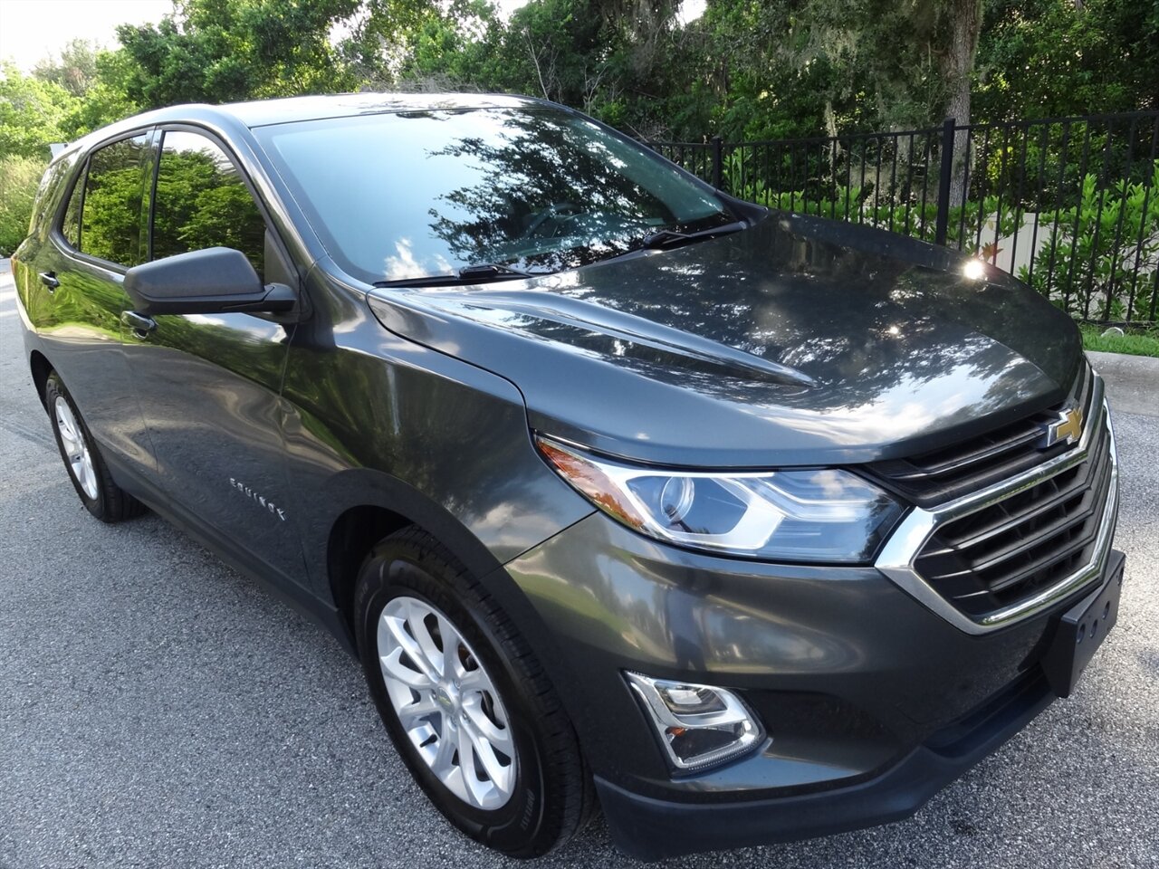 2019 Chevrolet Equinox LS - Photo 1 - Deland, FL 32720