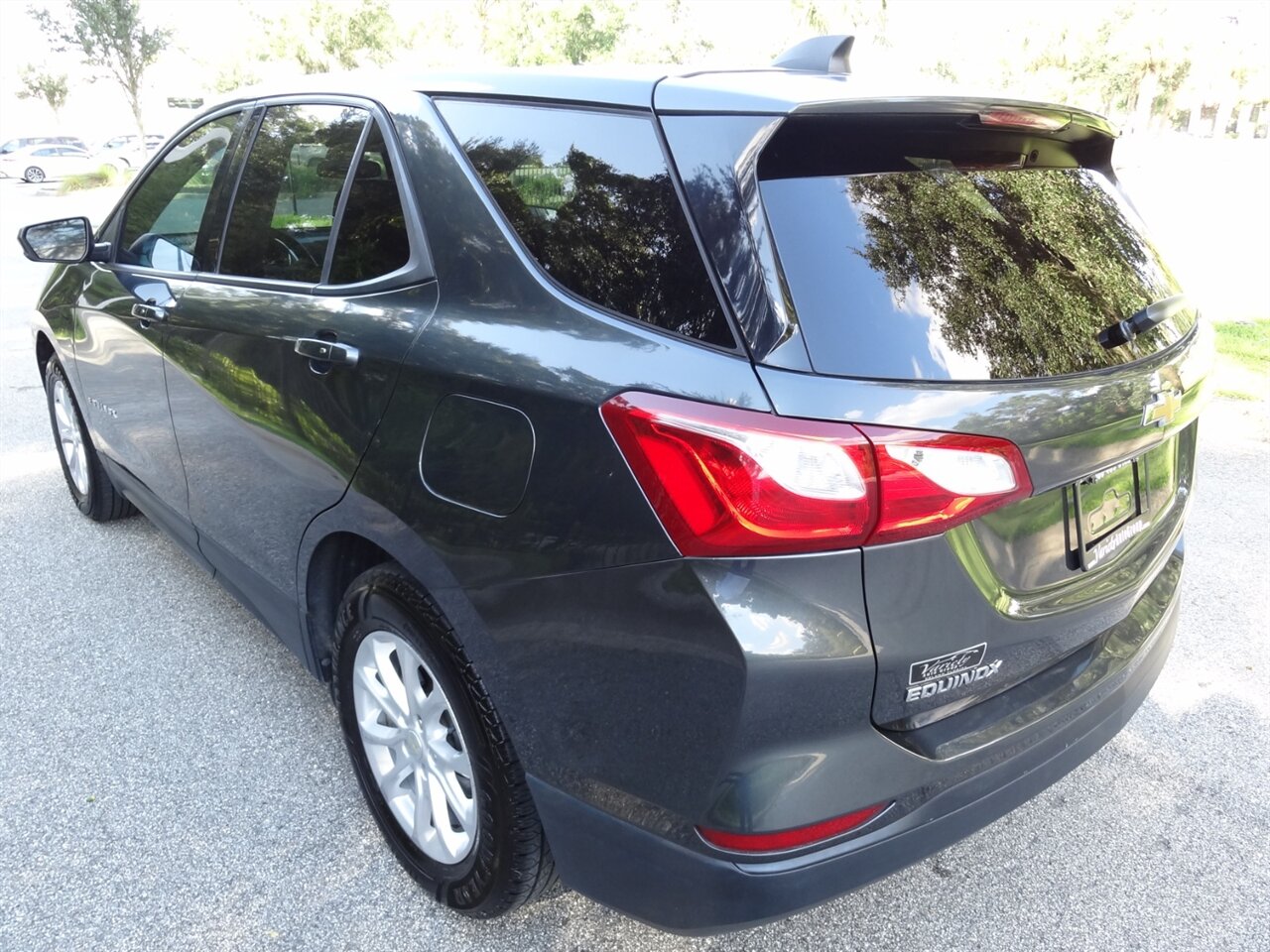 2019 Chevrolet Equinox LS - Photo 4 - Deland, FL 32720