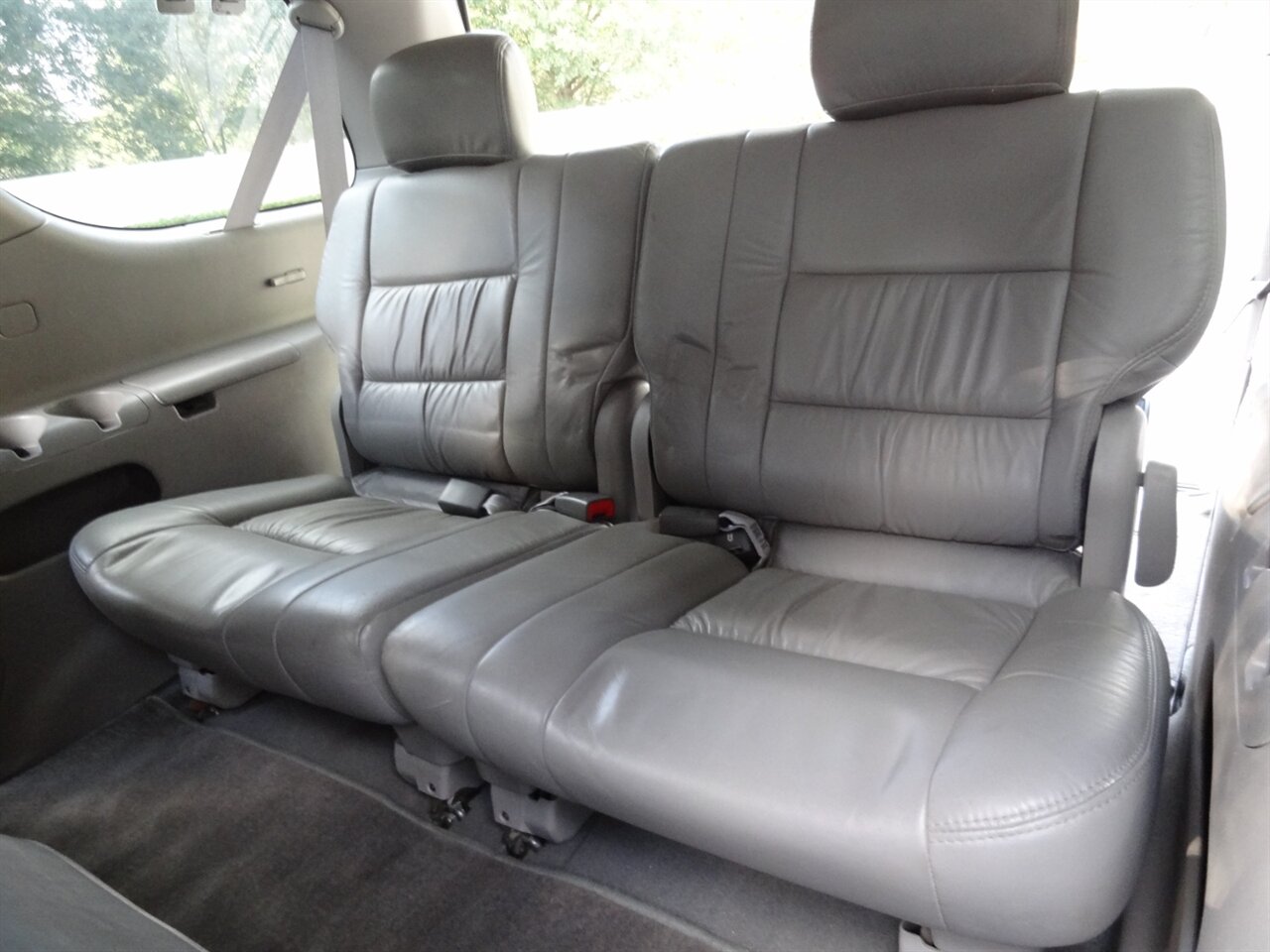 2004 Toyota Sequoia SR5 - Photo 44 - Deland, FL 32720