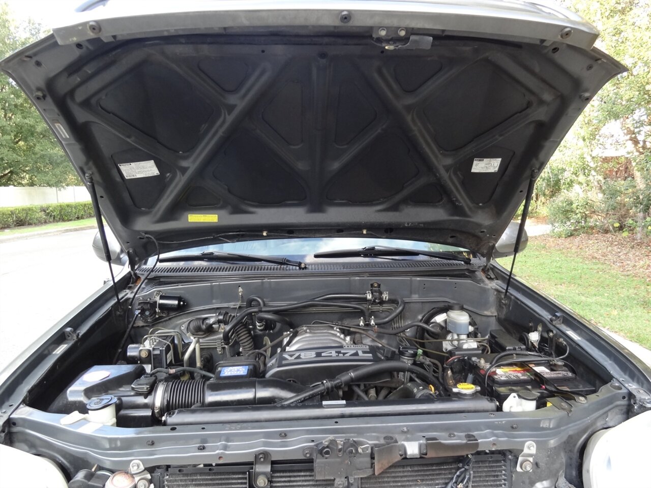 2004 Toyota Sequoia SR5 - Photo 30 - Deland, FL 32720