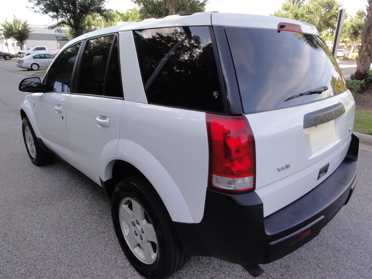 2004 Saturn Vue - Photo 4 - Deland, FL 32720
