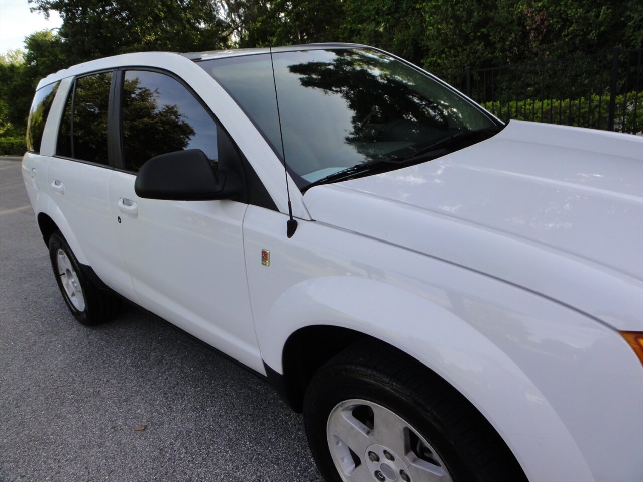 2004 Saturn Vue - Photo 8 - Deland, FL 32720
