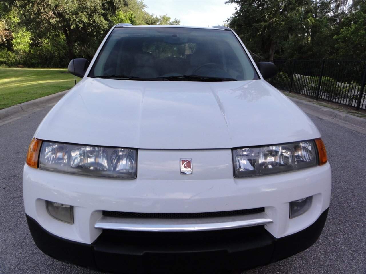 2004 Saturn Vue - Photo 5 - Deland, FL 32720
