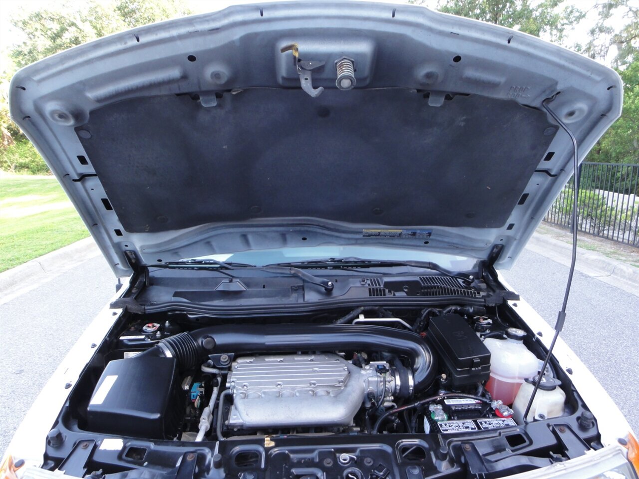2004 Saturn Vue - Photo 24 - Deland, FL 32720