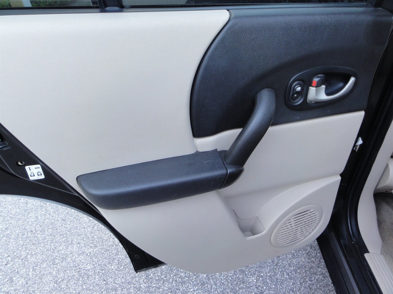 2004 Saturn Vue - Photo 32 - Deland, FL 32720
