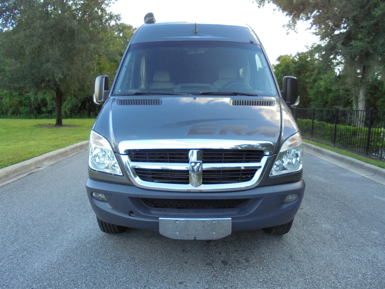 2010 Winnebago ERA 170X   - Photo 3 - Deland, FL 32720