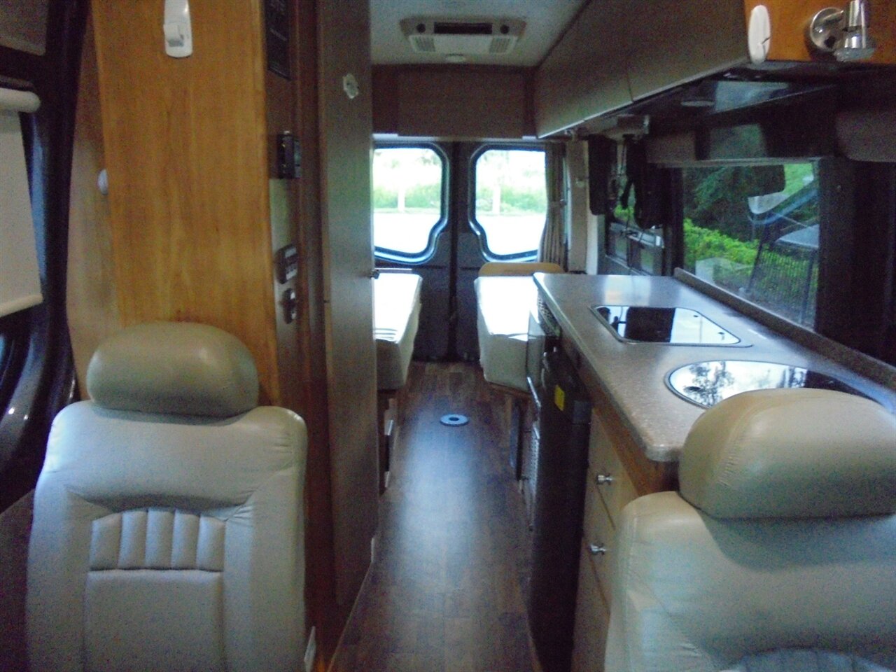 2010 Winnebago ERA 170X   - Photo 41 - Deland, FL 32720