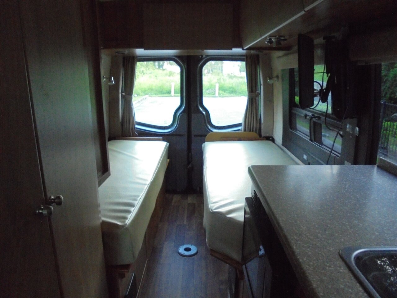 2010 Winnebago ERA 170X   - Photo 47 - Deland, FL 32720