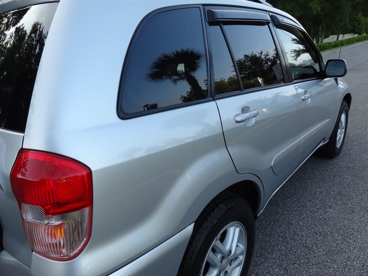 2002 Toyota RAV4 L   - Photo 13 - Deland, FL 32720