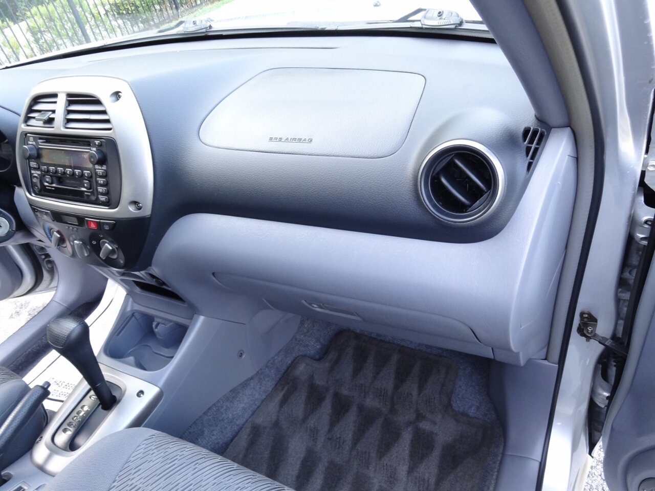 2002 Toyota RAV4 L   - Photo 41 - Deland, FL 32720