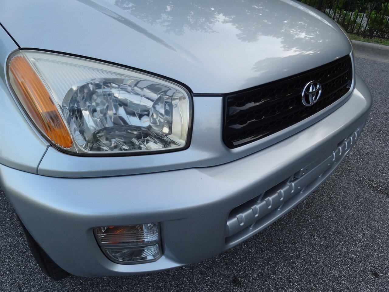 2002 Toyota RAV4 L   - Photo 6 - Deland, FL 32720