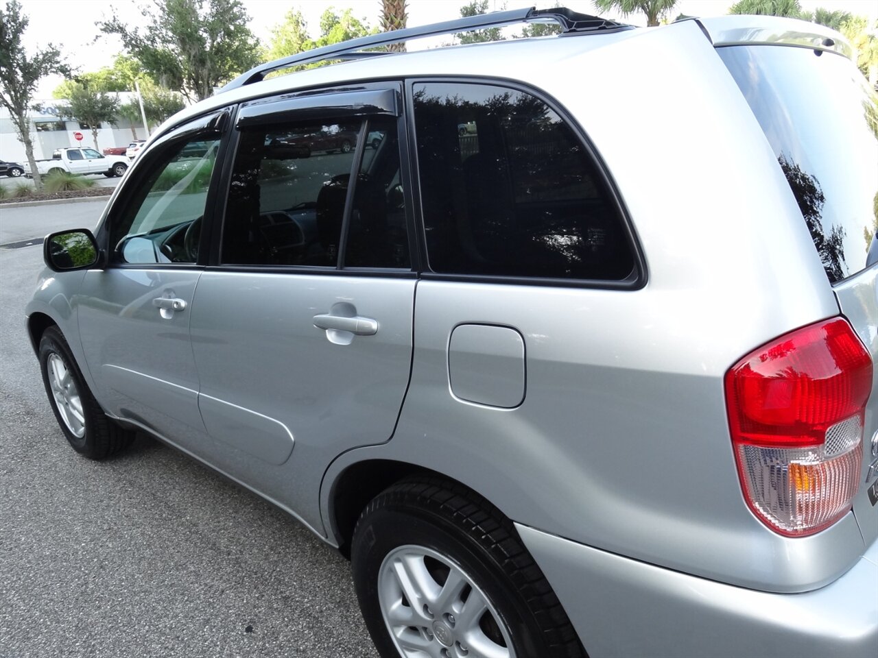 2002 Toyota RAV4 L   - Photo 12 - Deland, FL 32720