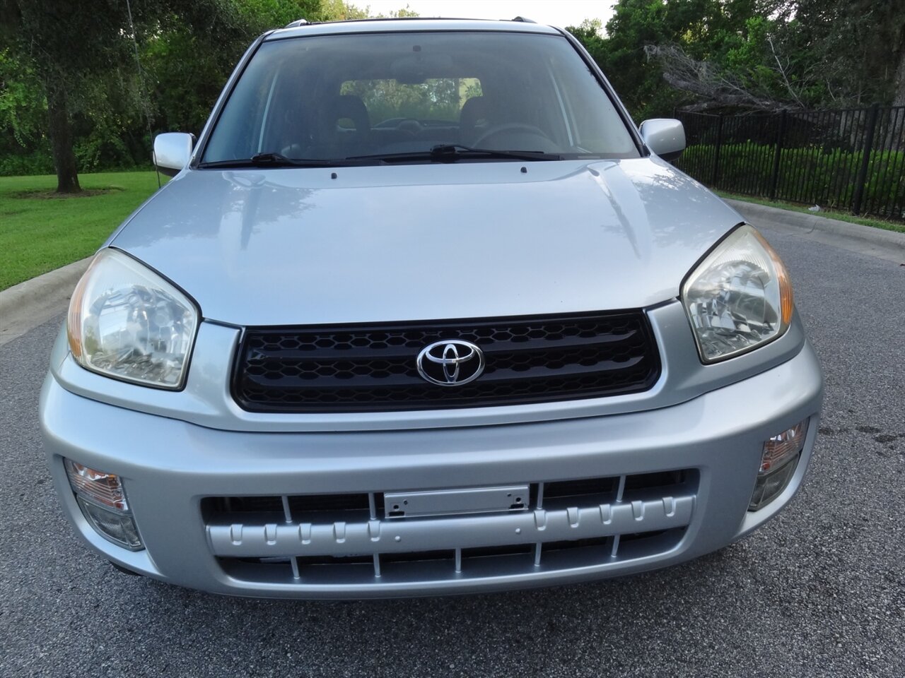 2002 Toyota RAV4 L   - Photo 5 - Deland, FL 32720