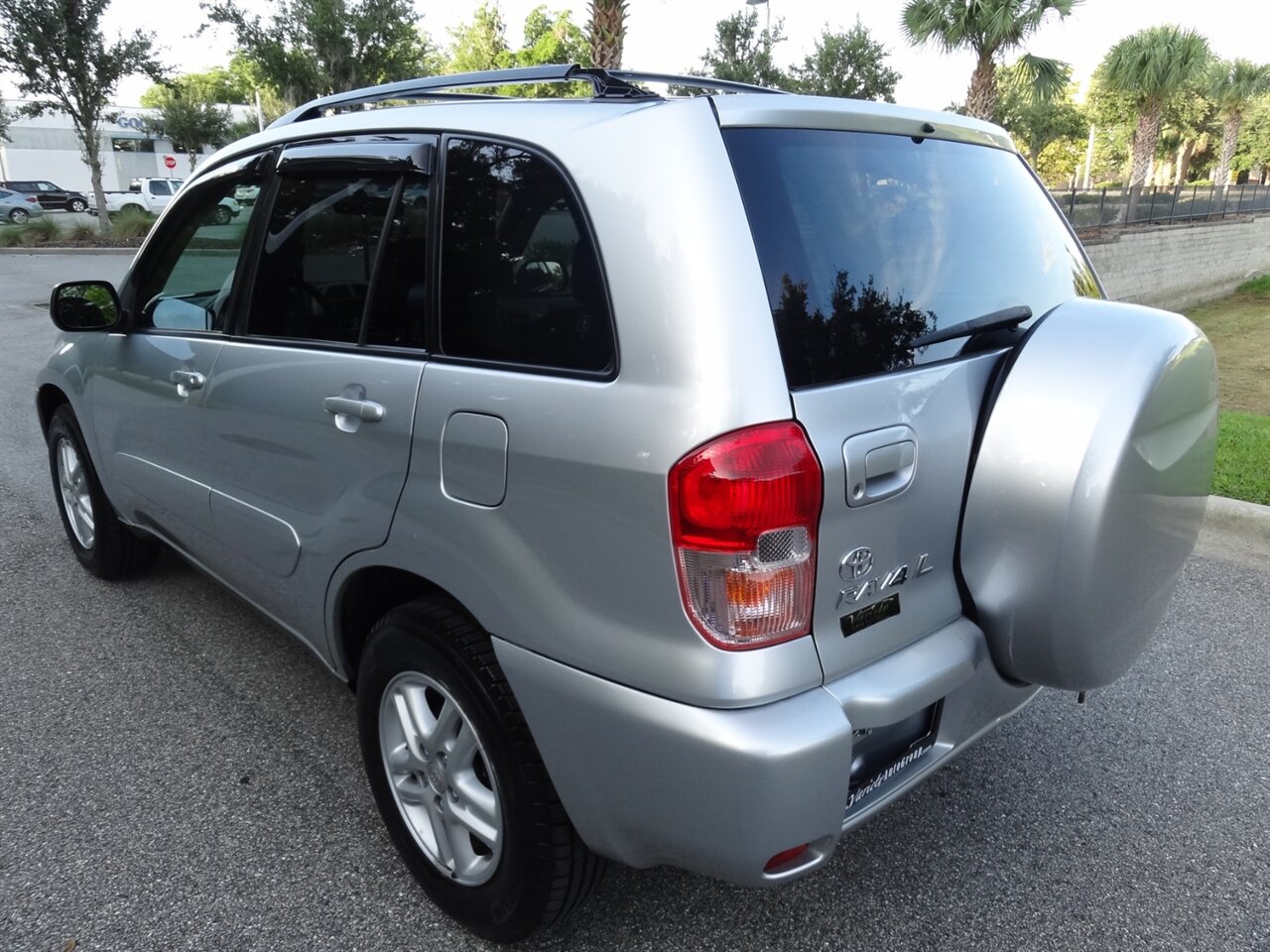 2002 Toyota RAV4 L   - Photo 4 - Deland, FL 32720