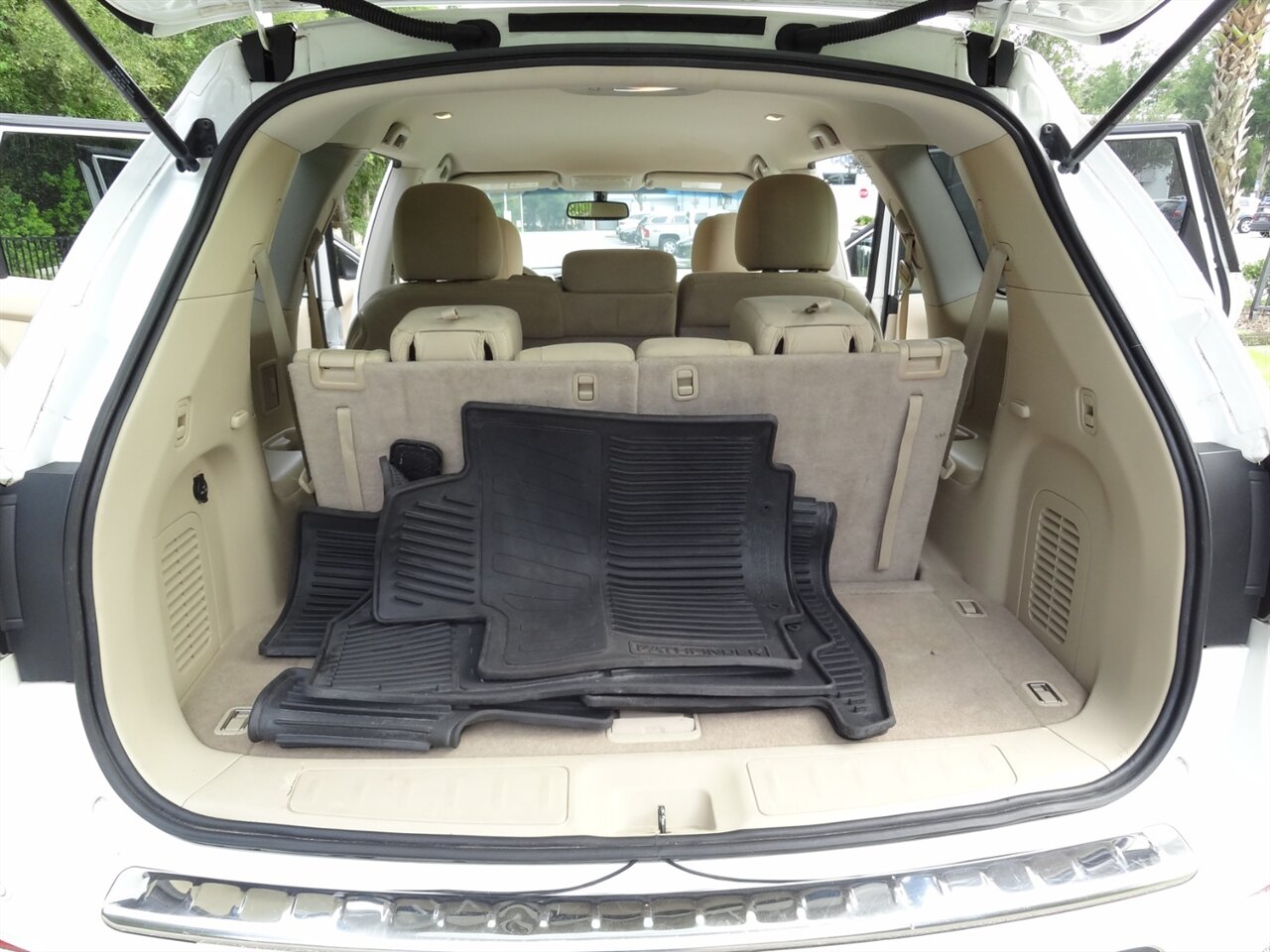 2015 Nissan Pathfinder SV - Photo 38 - Deland, FL 32720